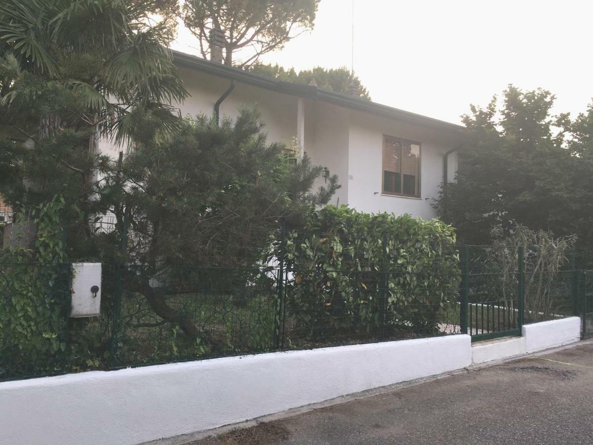 Villa Vittoria Bibione Eksteriør billede